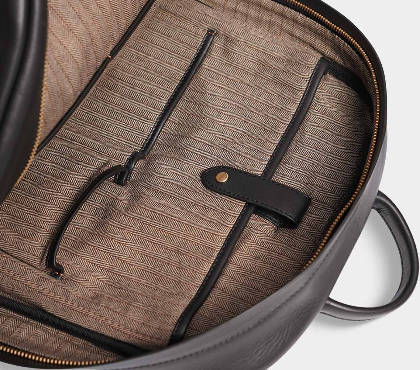 Holden Læder Rygsæk – Lille Rygsæk med Laptoprum og Rejserem