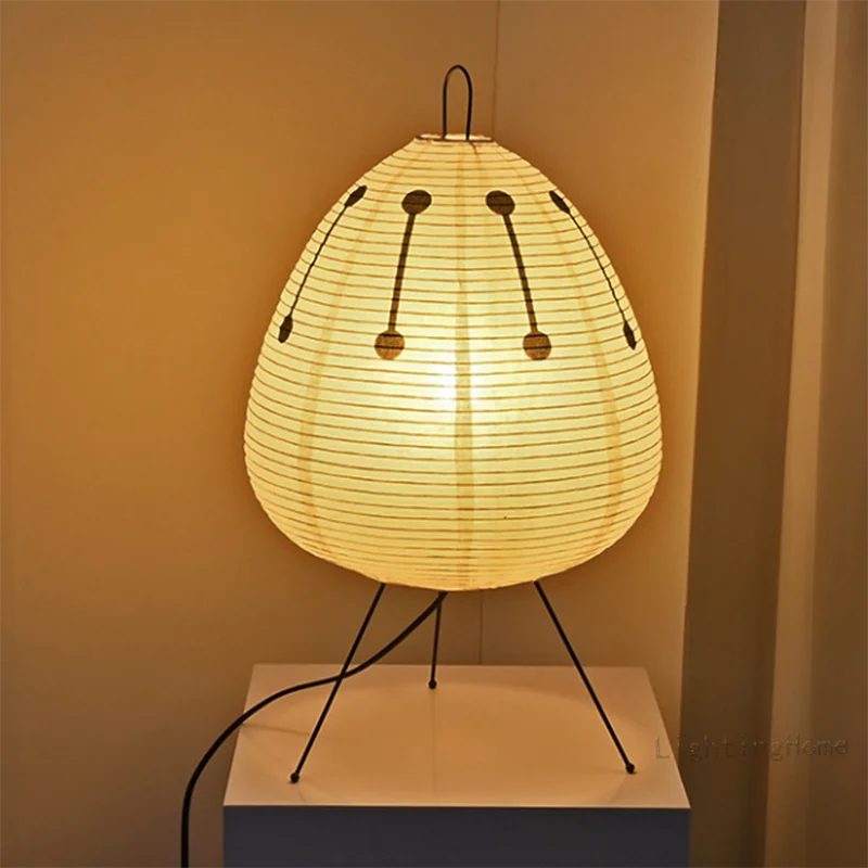 WabiGlow Bordlampe – Håndlavet RisPapir Skærm med Wabi-Sabi Æstetik og Justerbart LED Lys