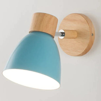 ChromaWood Træfarvet Væglampe - Skandinavisk Design, Justerbar Farver og Minimalistisk Belysning